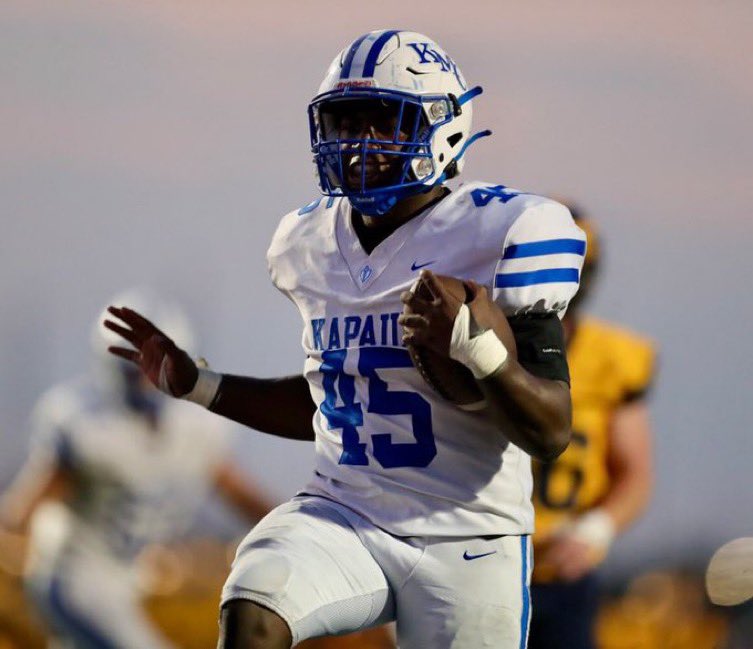 Junior RB Omari Elias of Kapaun Mt. Carmel broke the single-game rushing record last night with an incredible 363 yards and 3 touchdowns in a win over Westminster, CO. 

Elias rushed for 2,140 yards and 24 TDs last season as a sophomore. 

Photo credit: Johnny Myers