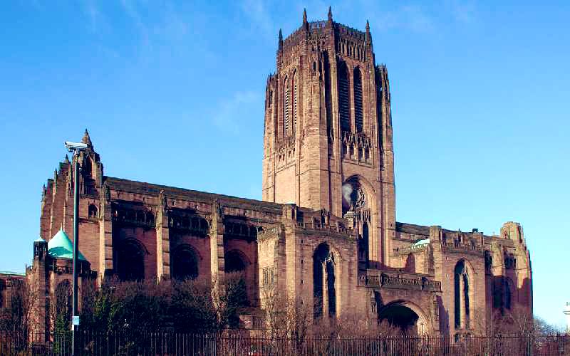 Martha enjoying her first day in the <a href="/LivCathedral/">Liverpool Cathedral</a> choir 🎶⛪️💙