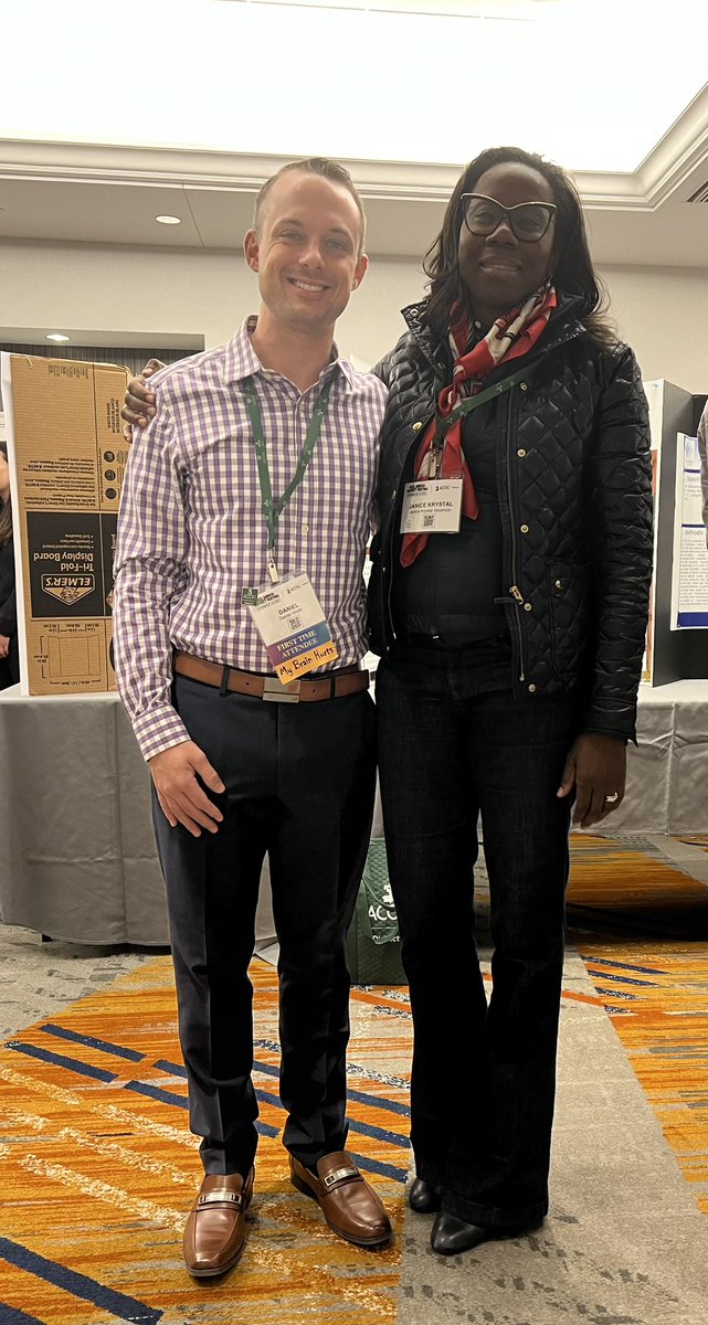 DWellsMD2023's tweet photo. Great start to the morning at #ACOGD2 annual meeting! Caught up with a great mentor, Dr. Ascensio… now time for a day of lectures. #WomensHealth #OBGYN #ACOG #MedTwitter #medstudenttwitter https://t.co/uRz6WJXh4o