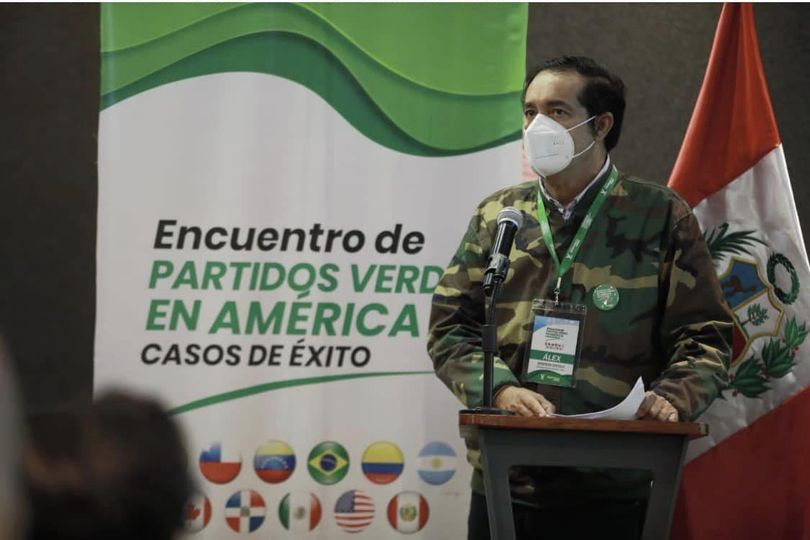 La comunidad internacional de Partidos Verdes en América expresó su preocupación por la fragilidad de la democracia en nuestro país. Por ello exhortaron al JNE la inscripción del partido Demócrata Verde en aras de unas elecciones limpias.
Más información: cutt.ly/CVfh9lA