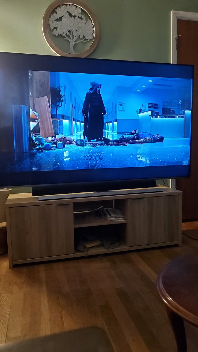 Broham25's tweet photo. Watching Scream 5 again and I'm still not okay with Dewey dying. @DavidArquette @ScreamMovies #RIPDewey #Scream5 #justsaying #justicefordewey #Scream https://t.co/8lRCeCCFGN