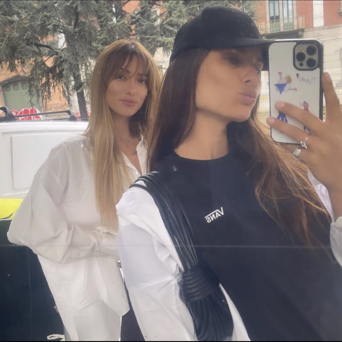 Dayanemello's tweet photo. Meu amor @Soleil_stasi ❤️ https://t.co/oFAF5rcs5I