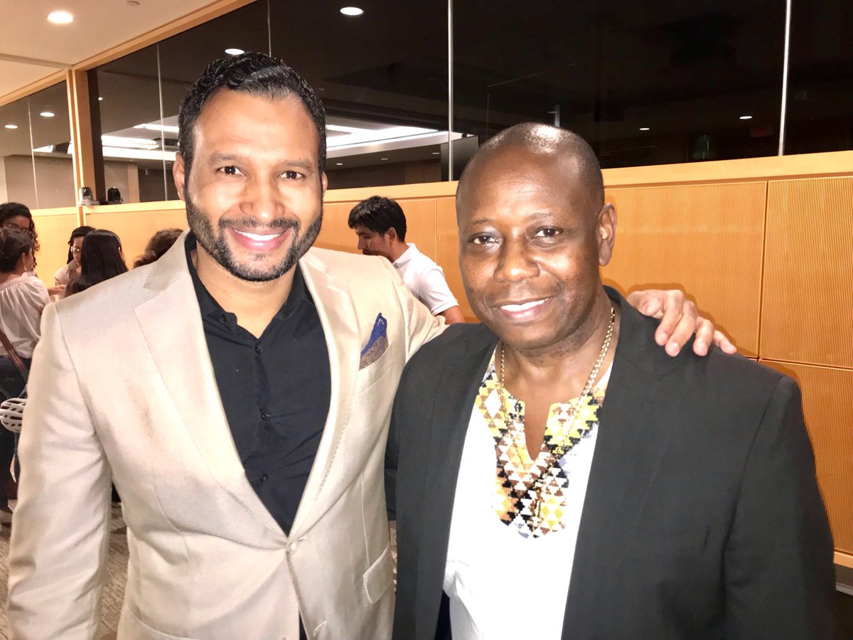 GeovannyVicentR's tweet photo. Thanks @the_IDB for inviting me to celebrate the #AfroFest2022 where I had the pleasure of meeting the Hon. @epsycampbell, former Vice President of #CostaRica.
Like in my case, Epsy is being recognized 1 of Most Influential Ppl of African Descent by @MIPAD100
🎼@OfficialAurelio https://t.co/qKrVvH5qRo