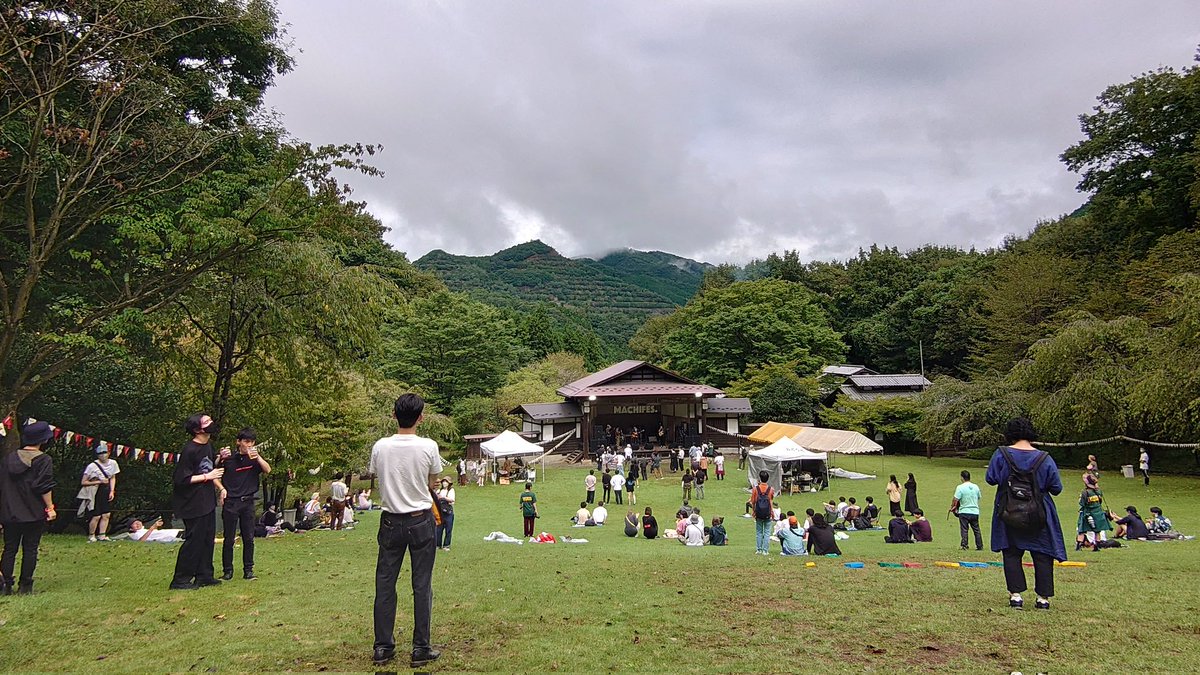 haru0606's tweet photo. マチフェス、今年も最高でした！毎回、行ってるフェスって、最早マチフェスだけだ、、、。愛に溢れた手作りの最高フェスがこれからも続きますように。ありがとうございました。 https://t.co/GnilUx4GhH