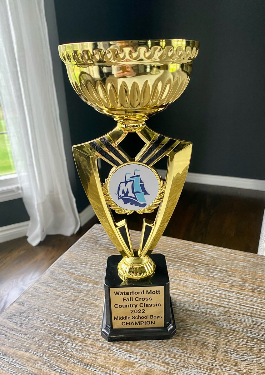 Van Hoosen Middle School tweet media