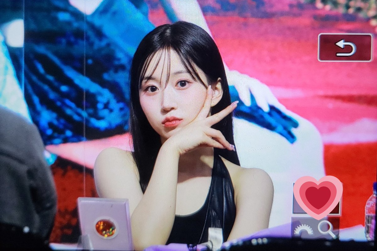 BabeBambi_'s tweet photo. 220924 멬스 대면팬싸 preview
해원피스 권위자

#NMIXX #엔믹스
#HAEWON #해원 https://t.co/pfx99ToZKc
