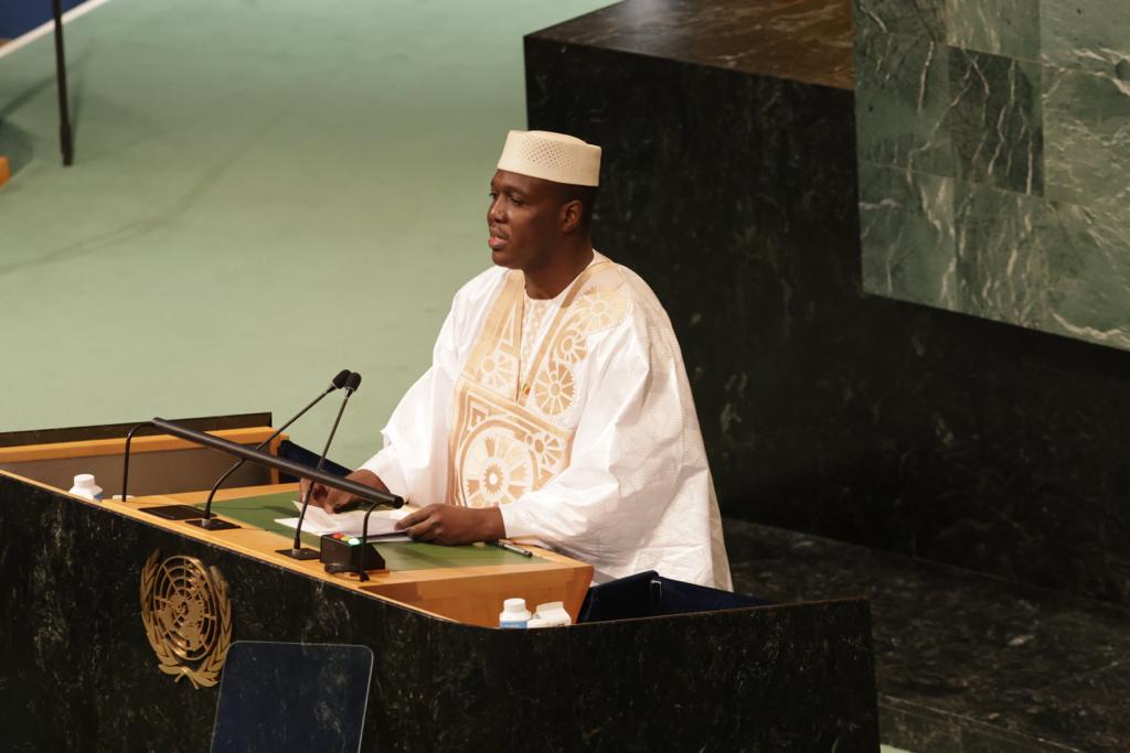 SouleymaneGm's tweet photo. #Mali-France-ONU-CEDEAO. En 2021, le #PMChoguel a appuyé sur la gâchette. En 2022, le PMi Abdoulaye MAIGA s'est chargé des salves. La voix du Mali n'est pas seulement audible, elle va être assourdissante ! https://t.co/z6MQusYkOE
