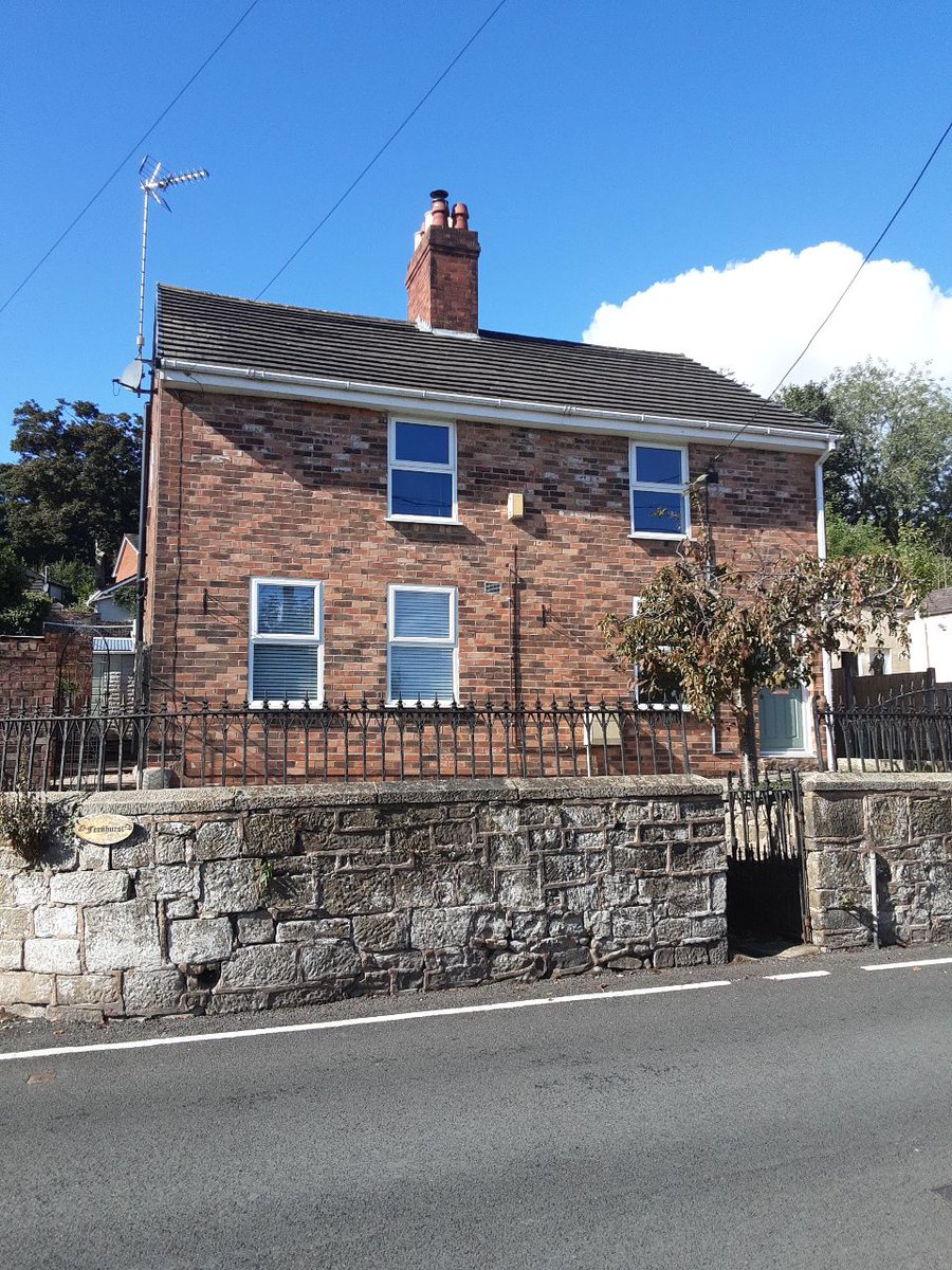 yourinventories's tweet photo. Another Saturday Inventory this time at this beautiful 4-bedroom property with amazing gardens in #wrexham
#loveyourjobloveyourlife #chesterinventories #property https://t.co/2Wlau8avNz