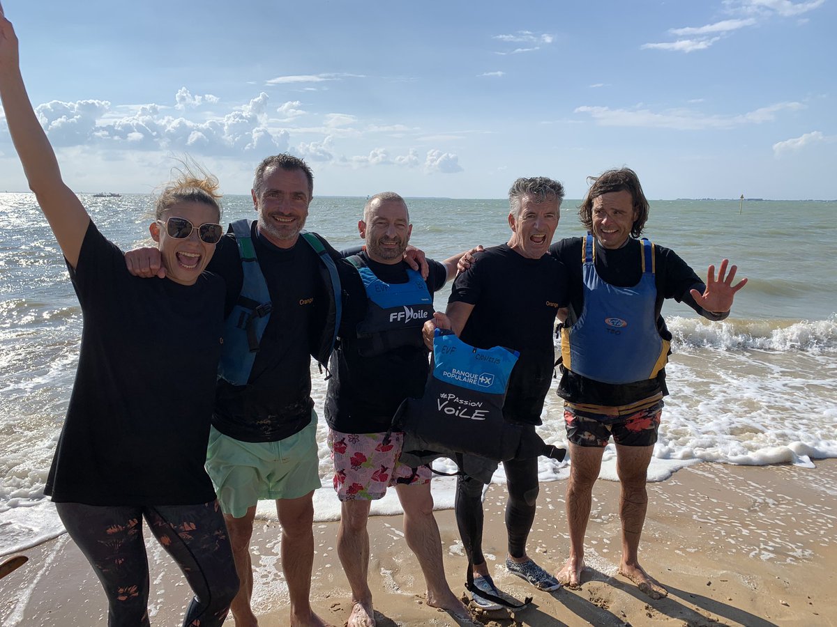 L’équipage <a href="/OrangeNvAquit/">Orange Nouvelle Aquitaine</a> au @fortboyardchall. Plaisir, solidarité et engagement 🤩💪 #fierte #bravo <a href="/JulyCalvet/">Julie Calvet</a> <a href="/olivierdefosse/">Olivier Defosse</a> <a href="/delmas_nathalie/">nathalie delmas</a> <a href="/vlad_enea/">Enea Vlad</a>