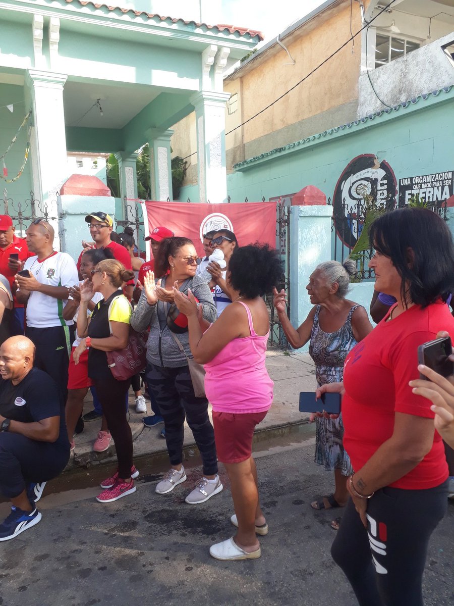 AlfonsoYohanka's tweet photo. El deporte matancero presente en el maratón por el 62 Aniversario de los CDR,,,
#DeporteMatanzas 
#YoVotoSí 
#CódigoSi 
@InderMatanzas 
@joseluisgandar7 
@ChapleImbert 
@CaridadPoey 
@Gerardocrespo14 https://t.co/xKvE8EokHg
