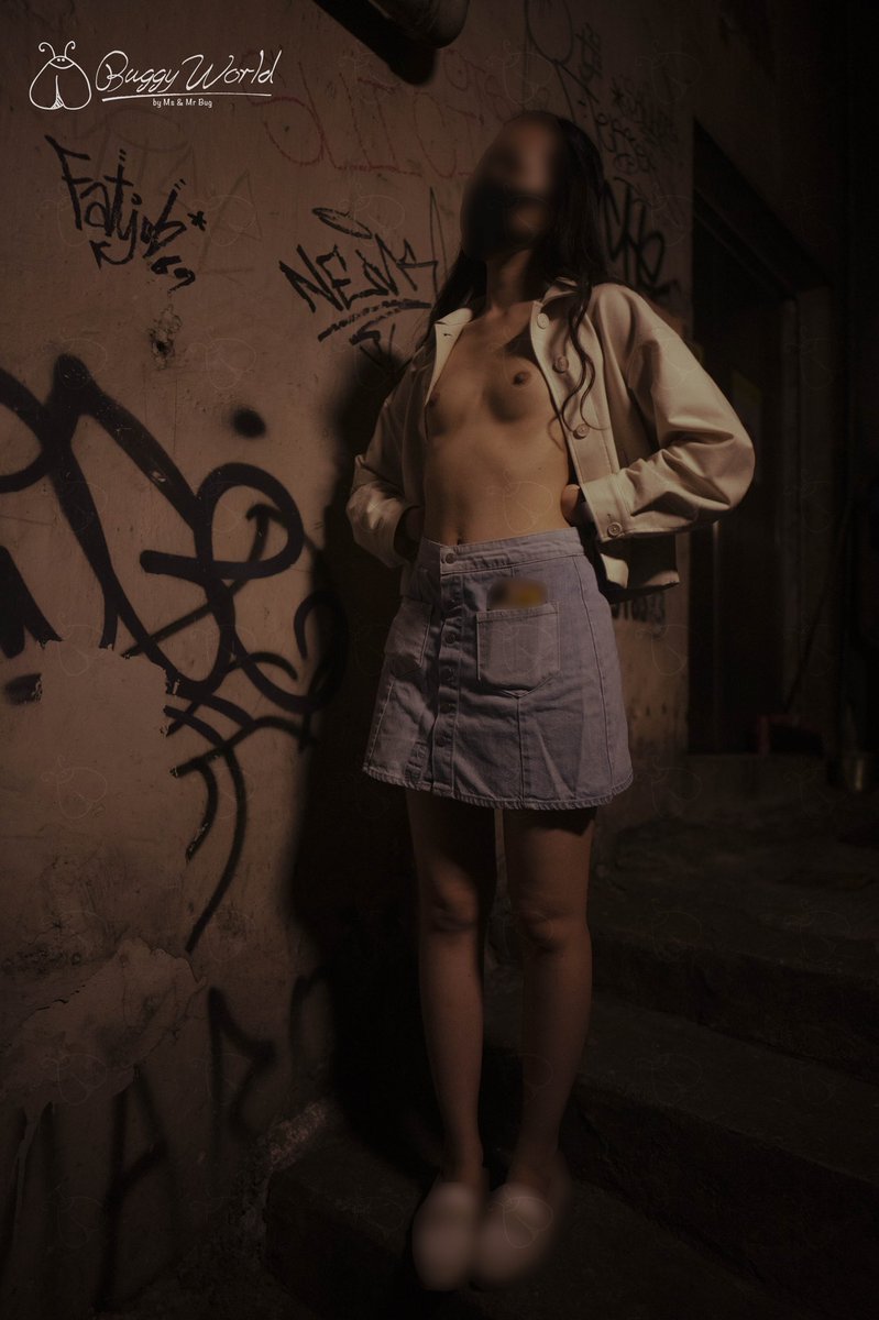 sexybuggyworld's tweet photo. 喺有graffiti 嘅後巷露出幾有feel👀🤪

#港女 #淫娃 #淫女 #淫底 #微乳 #美乳 #露點 #白滑 #細波 #露奶 #長腿 #腳膠 #腳控 #淫 #誘惑 #藝術照 #j圖 #野外露出 #露出 https://t.co/qT7ryupFWG