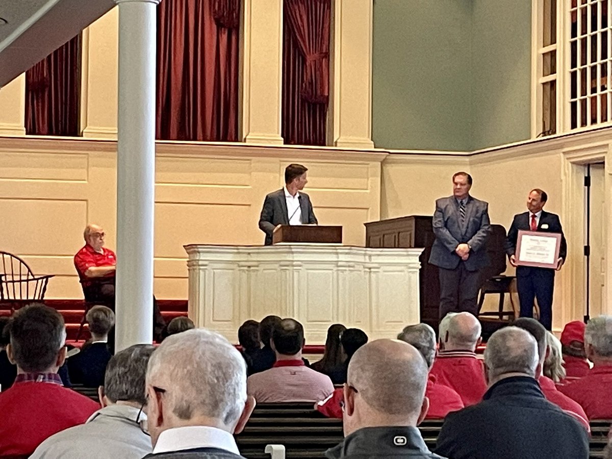 AmidonChris's tweet photo. @JudgeJRW16 kudos for being honored with the @WabashCollege distinguished civic service award!#SomeLittleGiant https://t.co/rSnqzFOKdj