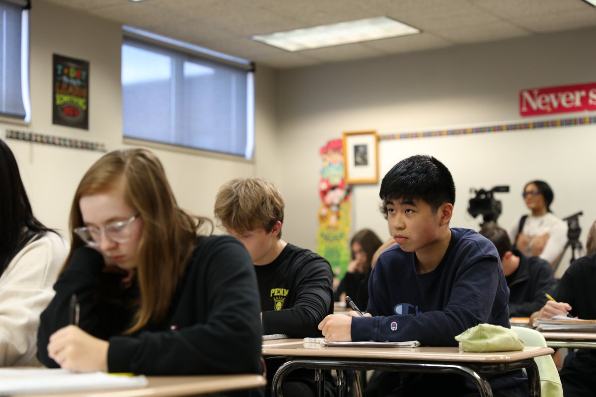 PHMschools's tweet photo. Now this is #PHMExcellence!@PennPride365 JR Felix Zhang is the only student in the WORLD to get 💯 EVERY PROBLEM CORRECT on AP Cal AB Exam 😯✍️🌎Details &amp; watch the TV news stories: https://t.co/EXbDb0uC1c  
@WNDU @WSBT @ABC57News @AP_Trevor @EducateIN @SecJennerIN @reflectiverae https://t.co/B8Wfmix1FW