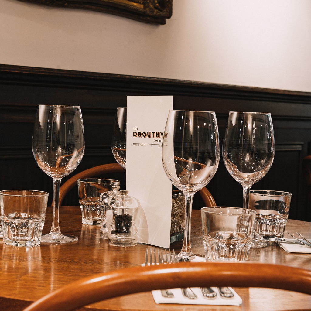 Dinner plans? 🥂

 #wine #instawine #winestagram #winelover #food #whitewine #winelovers #drink #champagne #wineoclock #drinks #cocktails #winelife #cocktail #restaurant #winetasting #cheers #dinner #bar #redwine  #dinner #hungry #catering #foodies #food #chef #foodie