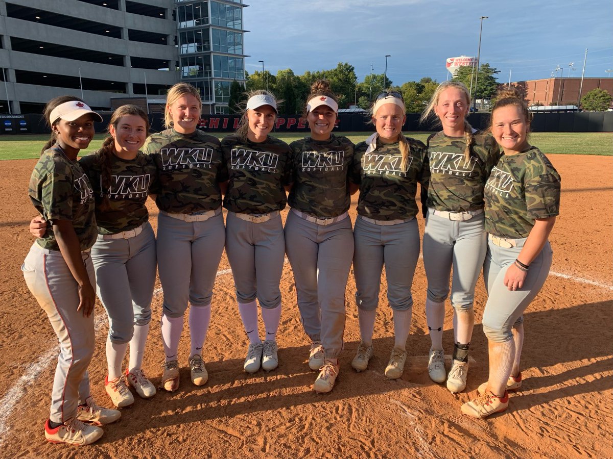 WKUSoftball's tweet photo. Woot woot🎉

Day 1 Scrimmage Winners: a tie between teams 3 and 4, and Kelsie Houchens was the pitcher!

#GoTops https://t.co/lE00CJwuAZ