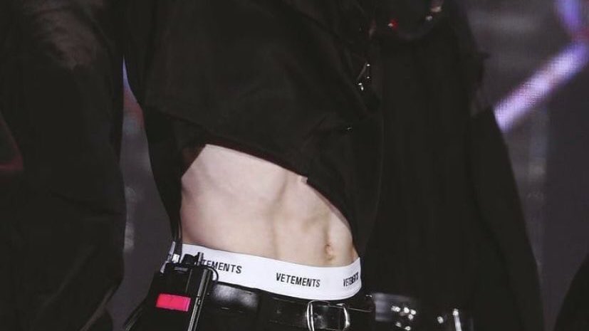 beyondyasmin's tweet photo. bang chan is an expensive man with expensive taste LIKE https://t.co/ZPyZBH0OQd