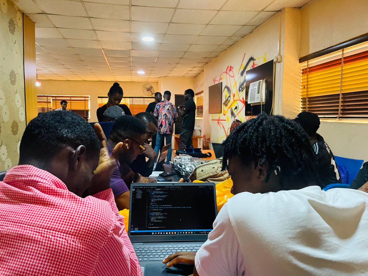 GdgEnugu's tweet photo. Some pictures from <Code/Jam> happening currently at Dreams Hub Ogui Road.

#CodeJam22 #Enugu https://t.co/3U8YiSIHYj