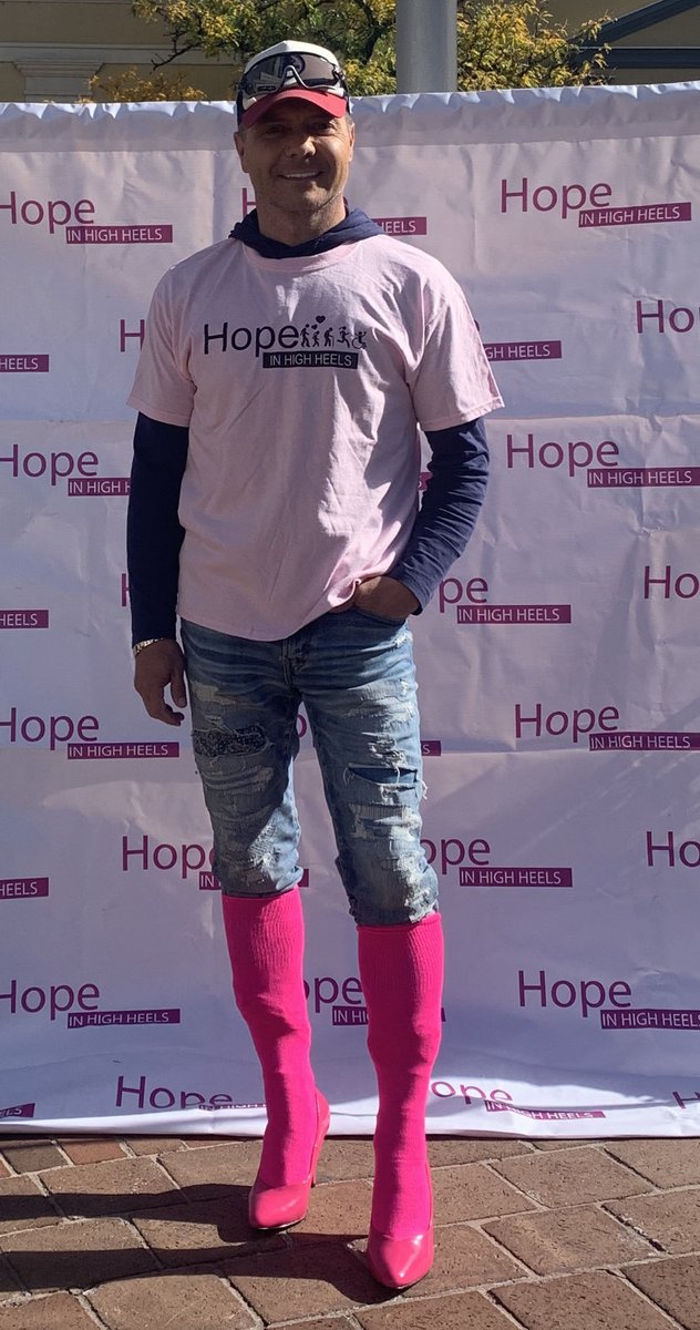 SteveRyanCP24's tweet photo. I am proud to be an invited guest at the “Hope in High Heels” walk in Burlington to bring attention to &amp; end violence against women once and for all. https://t.co/hAYVe29aR2