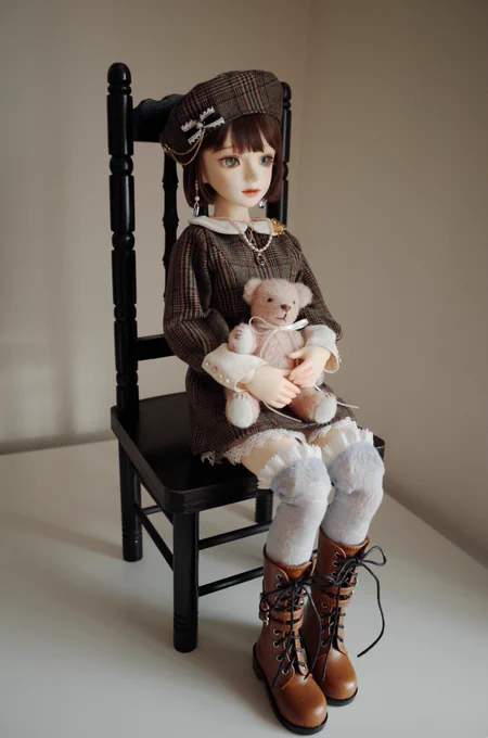 裁縫したくなってドールの服作ってた かわいすぎる 