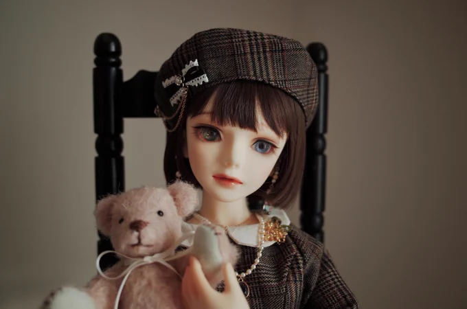 裁縫したくなってドールの服作ってた かわいすぎる 