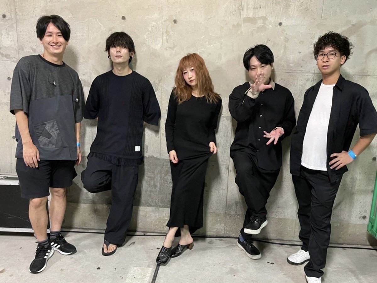 key_shoooota's tweet photo. アカシック『NAKAYOSHI FES 2022』
@ Spotify O-EAST

色んな思い出が蘇ってくるような、
楽し過ぎるライブでした。

次もめちゃくちゃ楽しみです。
ありがとうございました！！ https://t.co/dG2BemX9GH