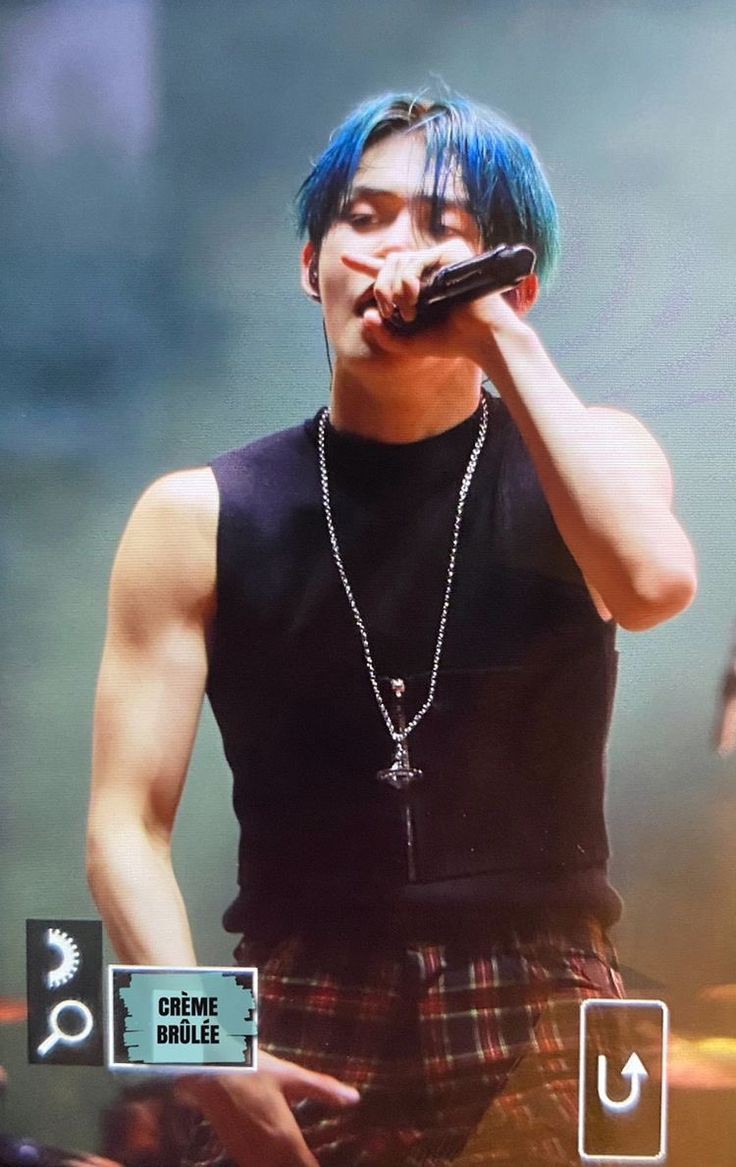 now_13_'s tweet photo. 연준이 팔뚝 무한제공 사건 https://t.co/sAuRPtkcFb