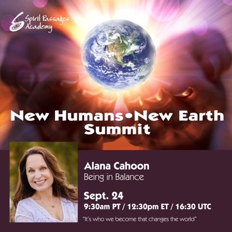 AlanaCahoon's tweet photo. Weekend summit has begun!  Happy to be part of an authentic lineup of speakers. https://t.co/421u09sWFa https://t.co/m4ngJQFzXB