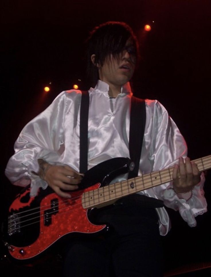 someone check me into the psych ward for what im about to do