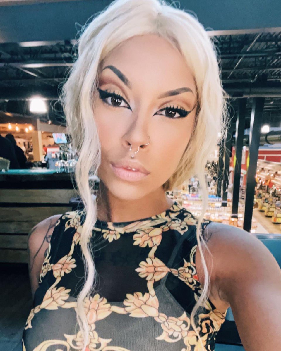 RealRoseyRae's tweet photo. Yea I’m cute 🥰 https://t.co/g8PUm6JOBt