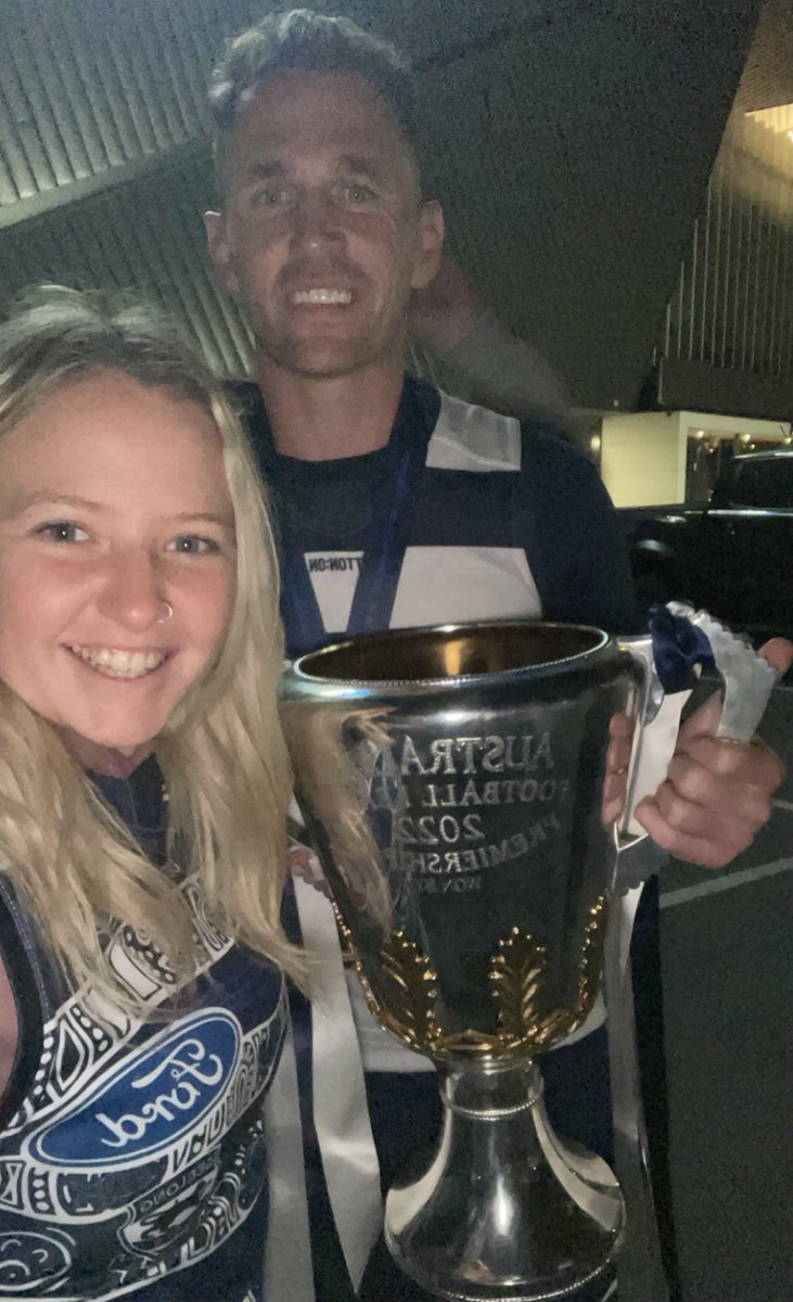 You’d have to fkn see it to believe it!!! 🥺😍 #AFLGrandFinal #GeelongStrong