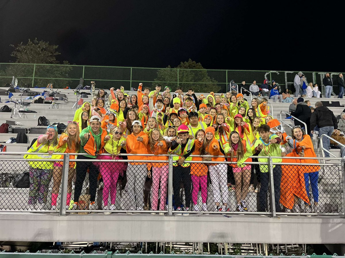 QSection2023's tweet photo. GREAT WIN LAST NIGHT FOR QTOWN!!! @QCHSAthletics @BillHarner @QPantherFB https://t.co/TugViUoEma