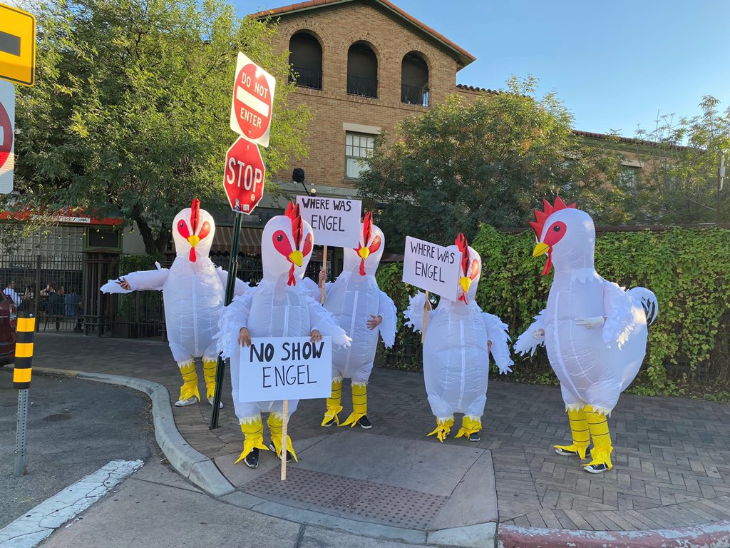 TorunnSinclair's tweet photo. .@EngelForArizona is too chicken to debate. #AZ06 #BockBock
Read more in @azcentral: https://t.co/KHglx21rCu https://t.co/Ajq2YenkhM