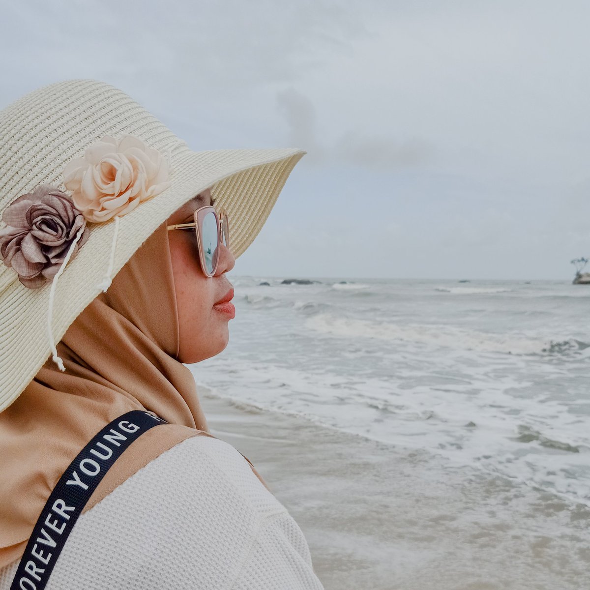 Deetrisna521's tweet photo. #FotoProfilBaru https://t.co/YBBPNhjzRH