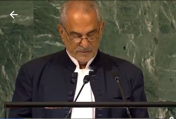 90009Nguwah's tweet photo. East Timor President Mr.José Ramos-Horta asked the countries of the world why they help Ukraine but not Myanmar(Burma). He said that Burmese people are risking their lives to defend themselves against the killings of the coup army because of no help. @UN
#WeNeedR2PInMyanmar https://t.co/qZGYhiONJJ