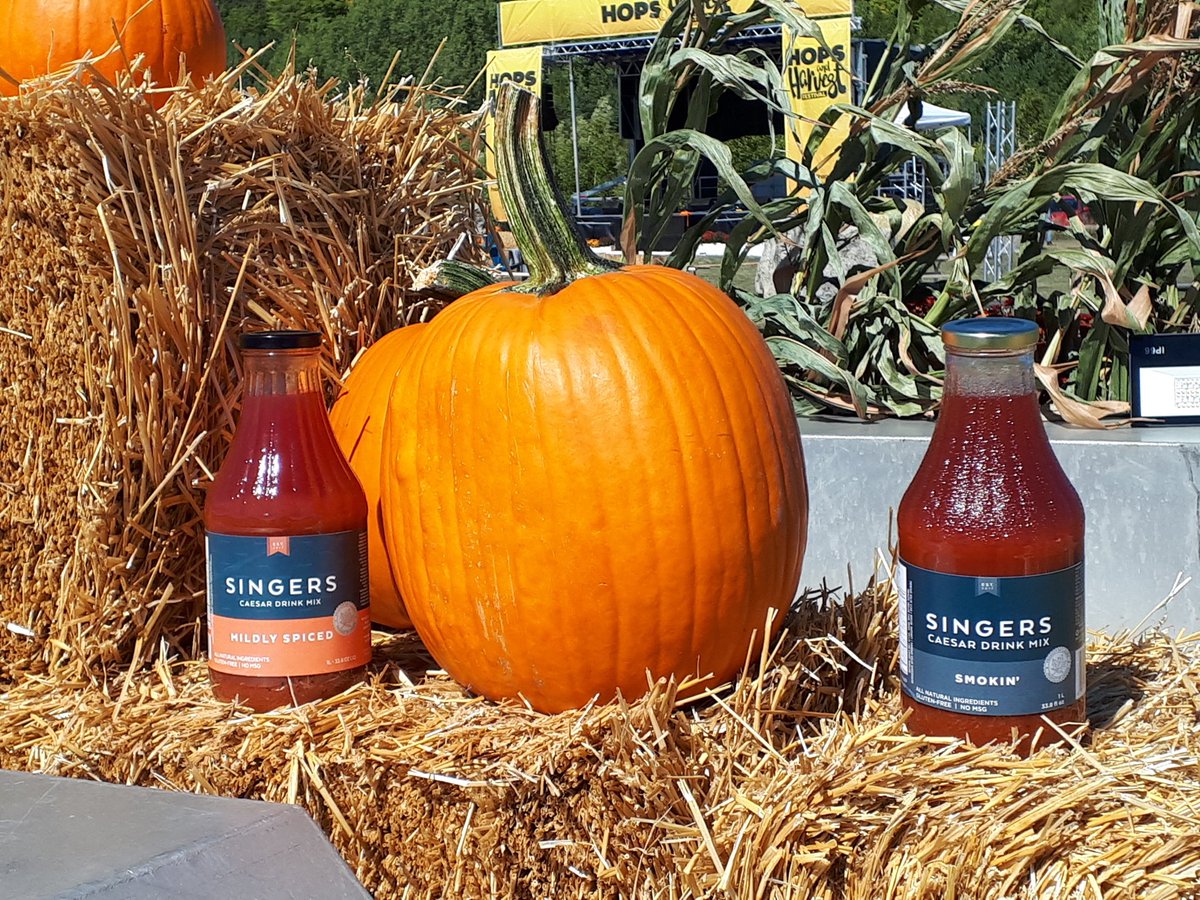 It’s a beautiful day to visit us at @conservationhalton Hops &amp; Harvest Festival. 

Stock up on all your Caesar needs
❤Spicy 🧡Mildly Spiced 💚#Vegan 🖤Smokin’
Mixes, Caesar Rimmer, Caesar Mustard &amp; more!

singersmix.com/events/