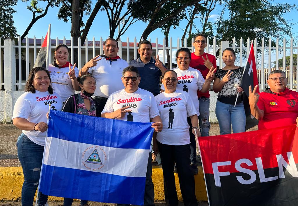 Por una Nicaragüa Bendita y siempre libre!! #LeonRevolucion #HayPatriaHayPaz #UnidosEnVictorias <a href="/siproesunanleon/">SIPROES UNAN -León</a> <a href="/CadenasUve/">UVE-CRISTHIAM CADENAS🔴⚫</a> <a href="/jerombar/">Miguel Jerónimo</a> <a href="/ElProfeSandini1/">El Profe Sandinista</a> <a href="/BacaIvania/">Petrona Ivania Baca Lezama</a> <a href="/Chapiolla1/">Chapiolla</a> <a href="/BravoBlancos/">Violeta Isabel Bravo Blancos</a> <a href="/franjose24/">Francisco Santamaría</a>