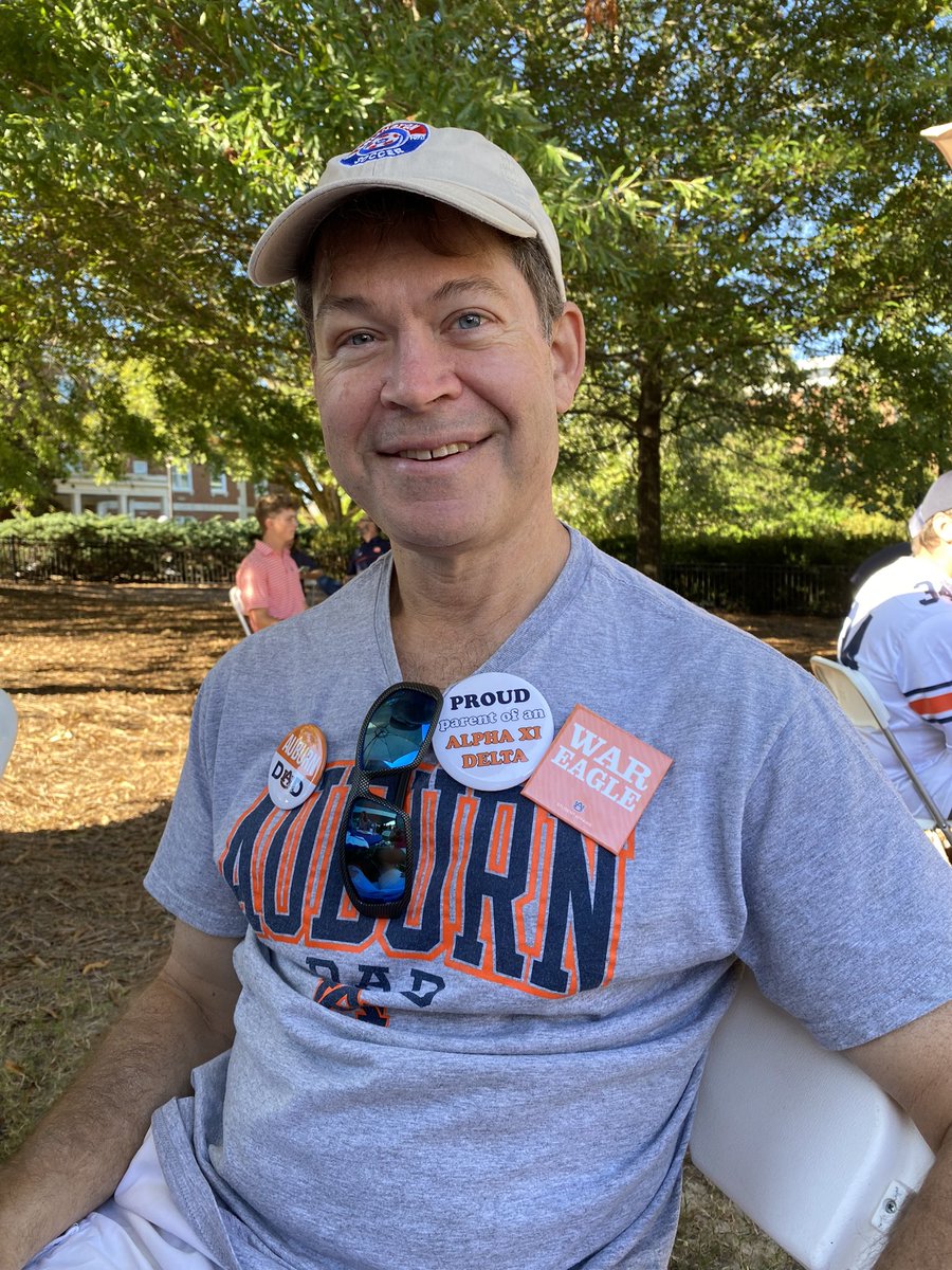 drmichaelroy's tweet image. Buttoned up and ready for Auburn football #aufallfamily #WarEagle