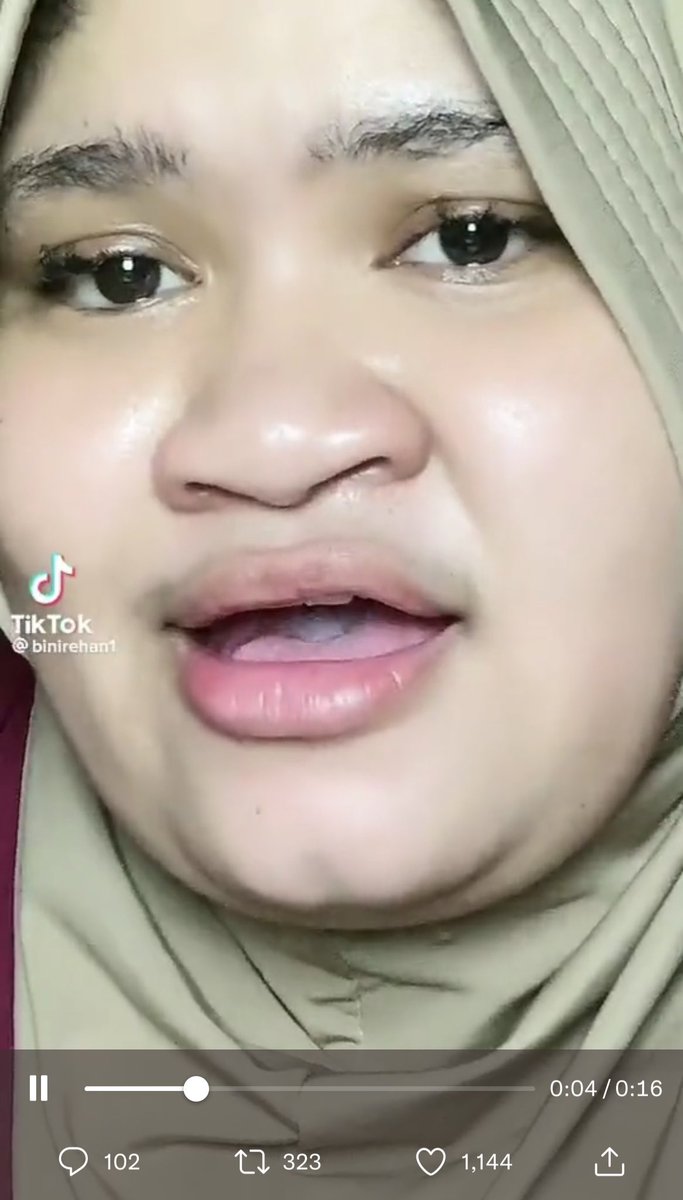anonesmous's tweet photo. back then, whenever I mention my name's Raihan, everyone's singing Iman adalah mutiara, the legendary nasyid group, the one who are actually suci from gosip TO THIS DAY. For 30+ years, I was so proud to share the name. 

Nowadays this. Cibai punya perempuan. https://t.co/4XTnZH6KG3