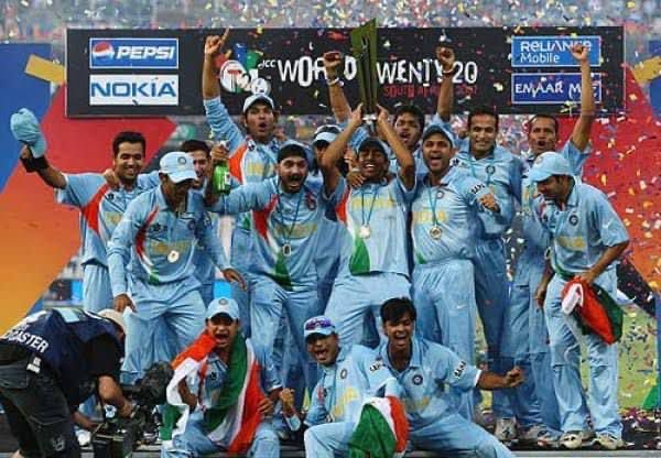 editor_dhanus's tweet photo. #15yearsofthala leader @msdhoni Dhonism ๐ฅ #Indiat20WC https://t.co/afplM3Dmqh