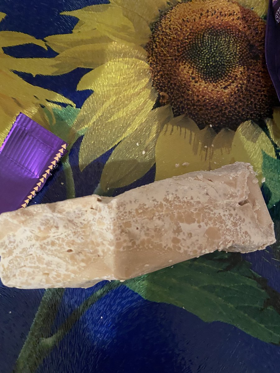 dyb0605's tweet photo. @CadburyUK looking forward to a caramilk button, opened up to find this lump of nastiness 😩 https://t.co/Bit6gTubE2