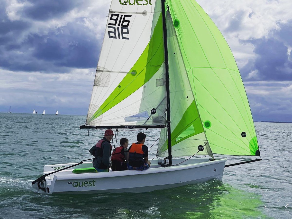 3rdChalkwellBay's tweet photo. First outing for our new @RSsailingInt #Zest fleet today. The #Scouts & #Explorers are impressed, and looking forward to the remaining rigs/sails arriving to really put them through their paces.
#RSQuest fleet also out playing with spinnakers. All in all a good day on the water. https://t.co/rkP0uNhvpE