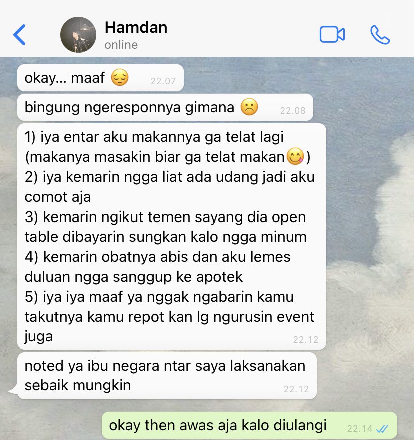 httpsmohae's tweet photo. hackjack / ucupfella one tweet au 

 ucup sakit https://t.co/d1o2AYGHeS