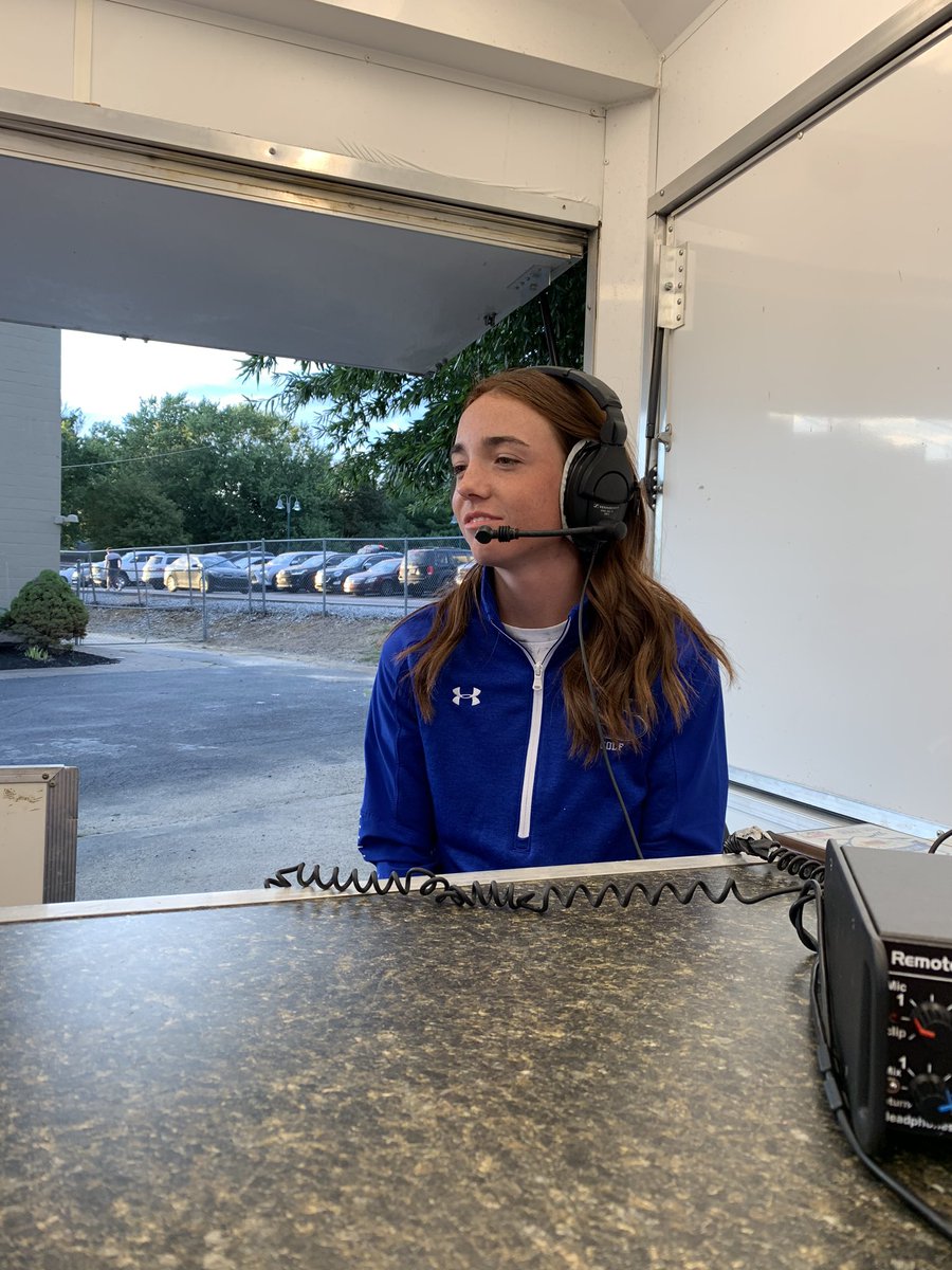 The_Sports_Web's tweet photo. @ConleighWilson is our week 6 @BWWings Scholar Athlete of the Week @FSHSathletics ⛳️ 📖 #BDubsBG @CoachWilhiteFS @DamonOak @ArmyKYTN @BiggHamp https://t.co/cVhtpfgB0Y