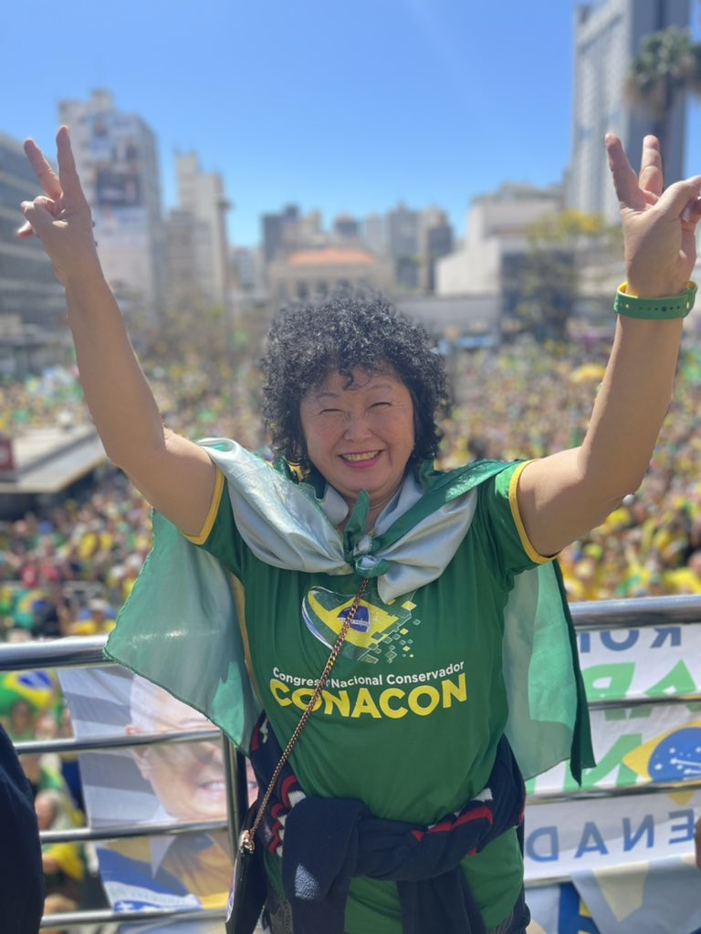 nise_dra's tweet photo. Em Campinas com @jairbolsonaro @astro_pontes e @tarcisiogdf https://t.co/Kmrcd7sVEw