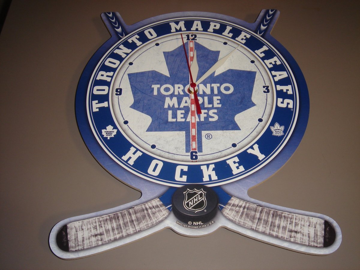 LifetimeLeafer's tweet photo. @vanhouttecoffee #RaiseYourMugSweepstakes Hope to raise my mug and the Stanley Cup https://t.co/D59XI6yz5B