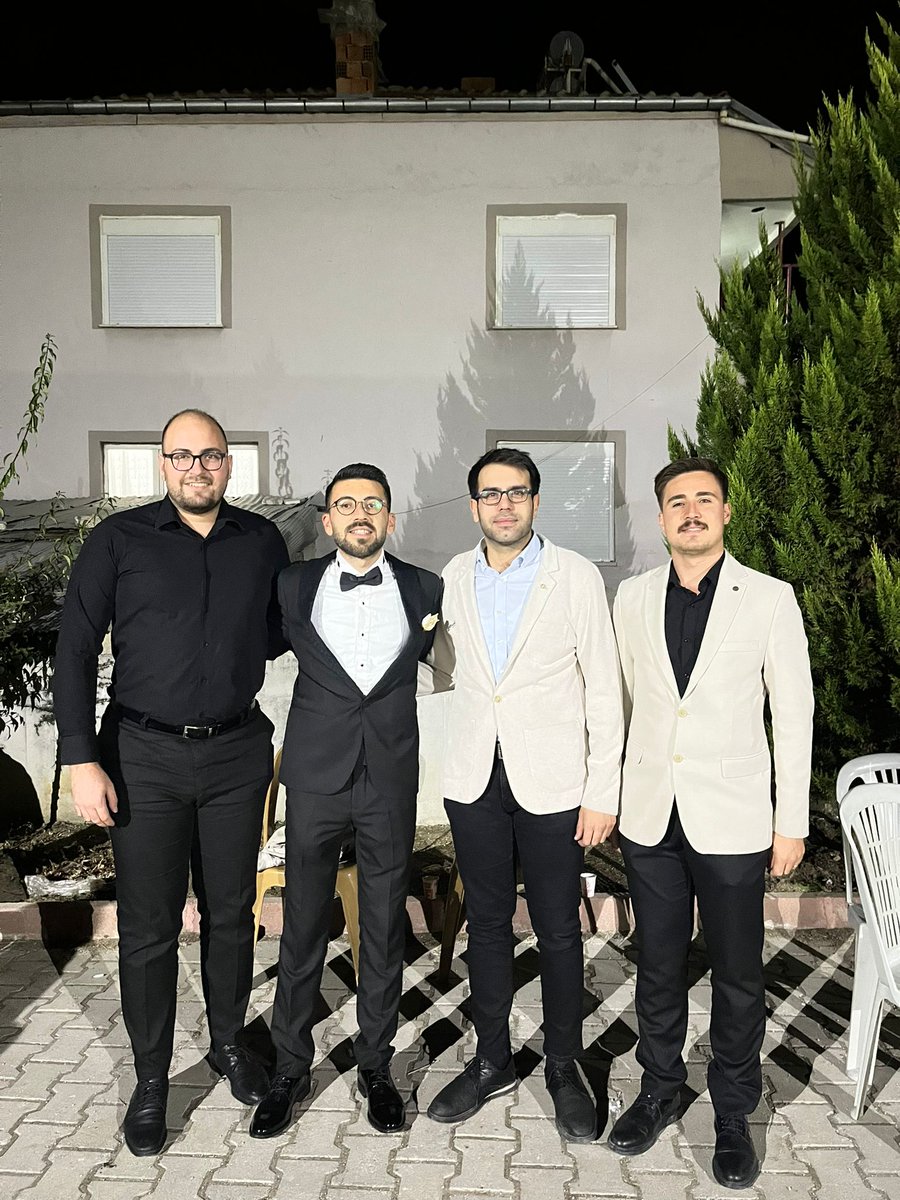 Yönetim Kurulu Başkanımız Osman Ertuğrul YÖRÜK, Yönetim Kurulu Üyelerimiz Ali Kaynak ve Abdullah ÜRESİN, Yönetim Kurulu Üyemiz Mehmet ÜNLÜCAN'ın nikah merasimine katıldılar. Mehmet ve Rumeysa çiftine bir ömür mutluluklar dileriz.