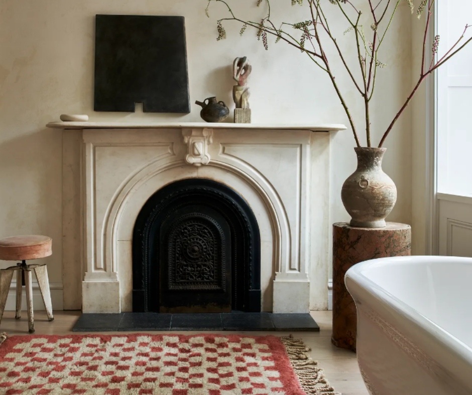 ArchitectSutton's tweet photo. Vogue, the go-to for all things fashion, design, art and more, released their list of design trends for the year, have you used any?
 
-Dual-use rooms
-Nature inspired surfaces/objects
-Sculpted furniture
-Venetian plaster
 
For the full list, visit:
https://www.vogue... https://t.co/IZ8i2MAjj7