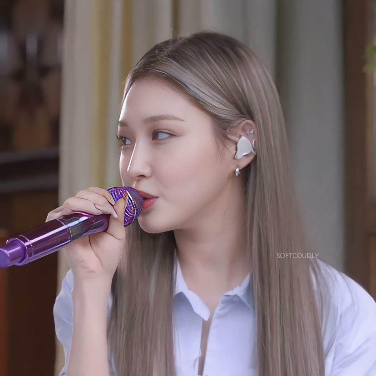 softcoudly's tweet photo. Dazzling beauty 
#CHUNGHA #김청하 #청하 #kimchungha  @CHUNGHA_MNHent https://t.co/93l5HWYx5o