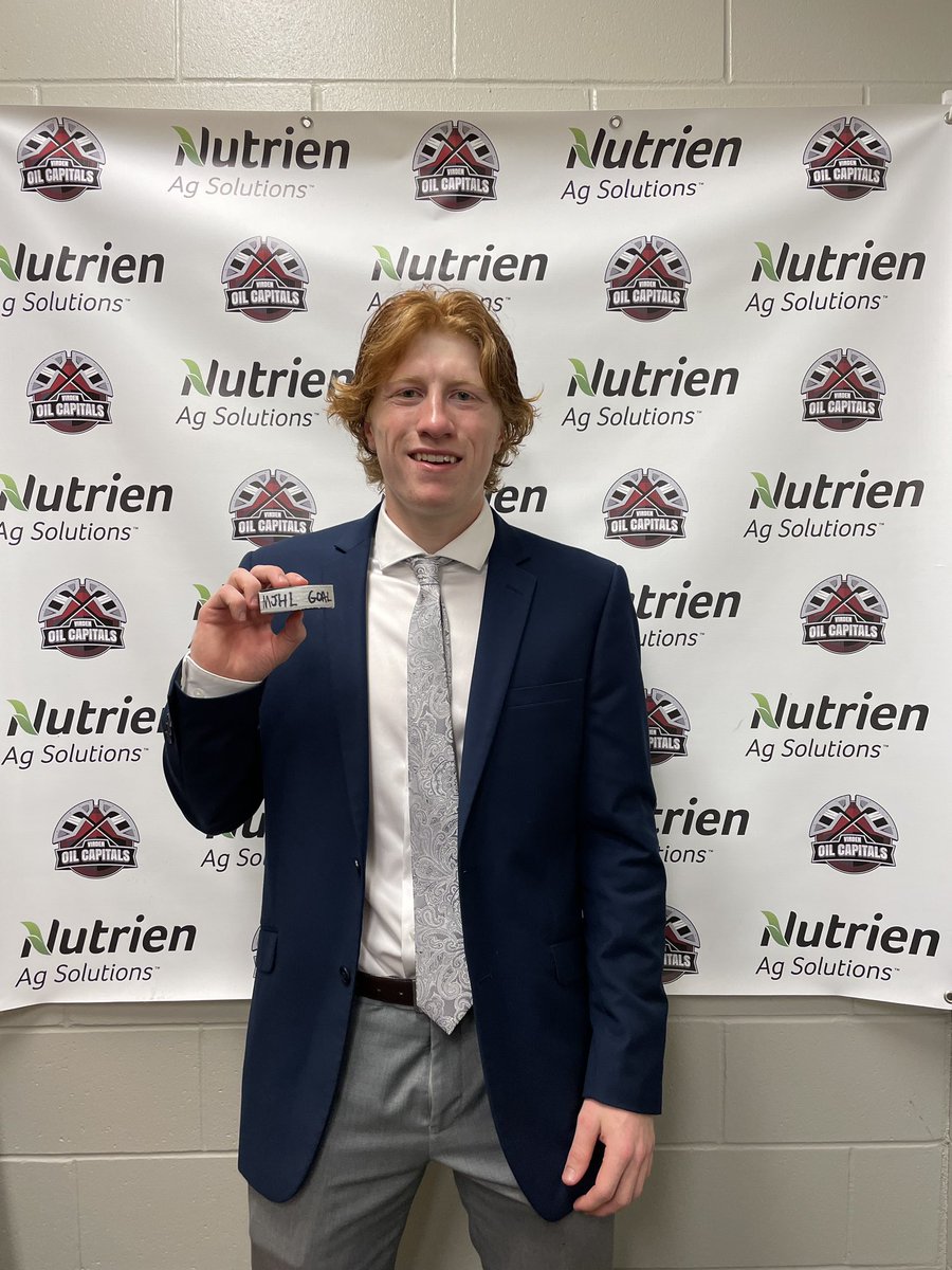 OilCapsHockey's tweet photo. 🚨🚨Congratulations to forward Josh Lehto on his first goal as an OIL CAP and to forward Brett Sabel for his MJHL GOAL🚨🚨 

@mjhlhockey | @VirdenTown https://t.co/bVcQgVYpz4