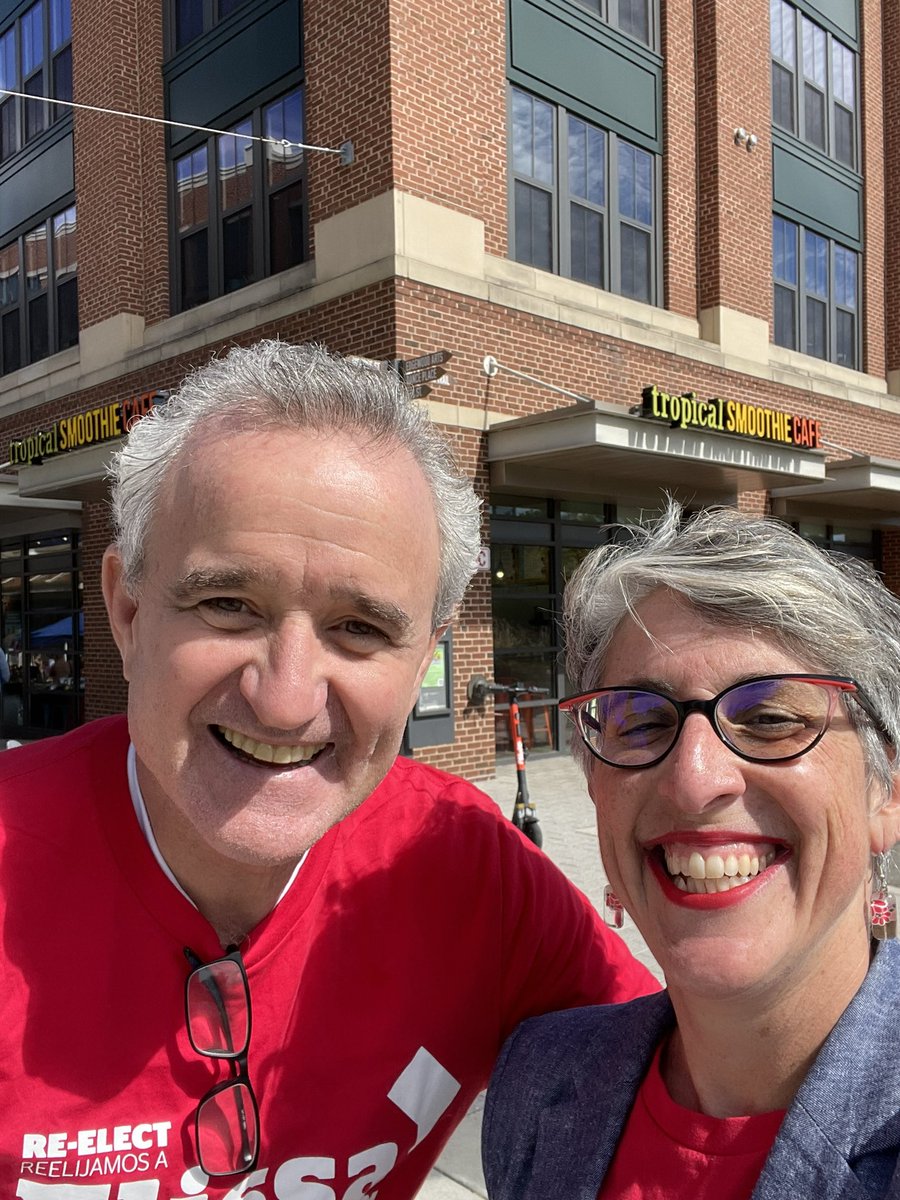 tweetelissa's tweet photo. Thank you to Tameka & Carter of @AFGENational Local 14 & members of @UFCW400 for canvassing! After launching these great door knockers I joined Joe of @NationalNurses at Brookland Farmers Market to talk to voters & future voters! https://t.co/JIq4FJydQS